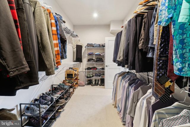 44501 WOLFHOUND SQ, Ashburn, VA 20147