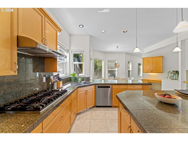 1616 Nw FOLEY Ct, Portland, OR 97229