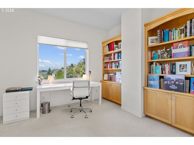 1616 Nw FOLEY Ct, Portland, OR 97229