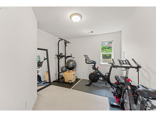 1616 Nw FOLEY Ct, Portland, OR 97229