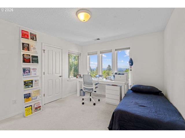 1616 Nw FOLEY Ct, Portland, OR 97229