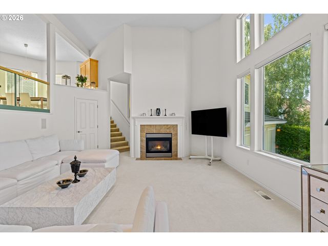 1616 Nw FOLEY Ct, Portland, OR 97229