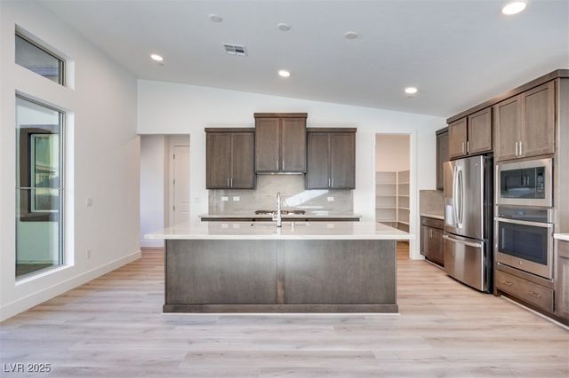 1031 Soaring Sage Avenue, Las Vegas, NV 89138