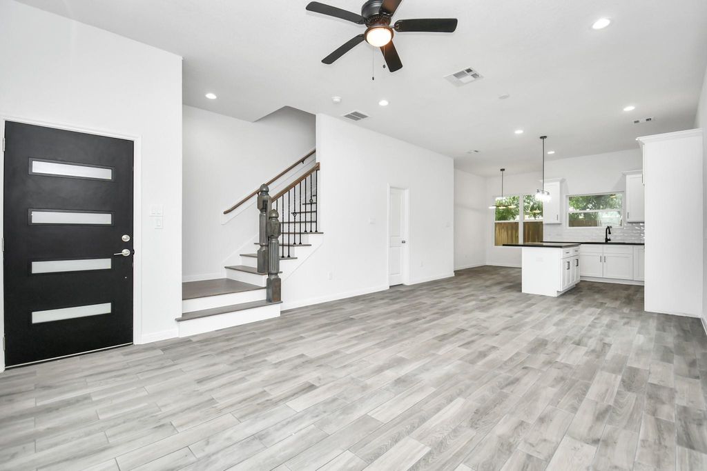 3309 Shelby Circle, Houston, TX 77051