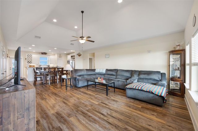 4304 Bolivar Circle, Port Bolivar, TX 77650