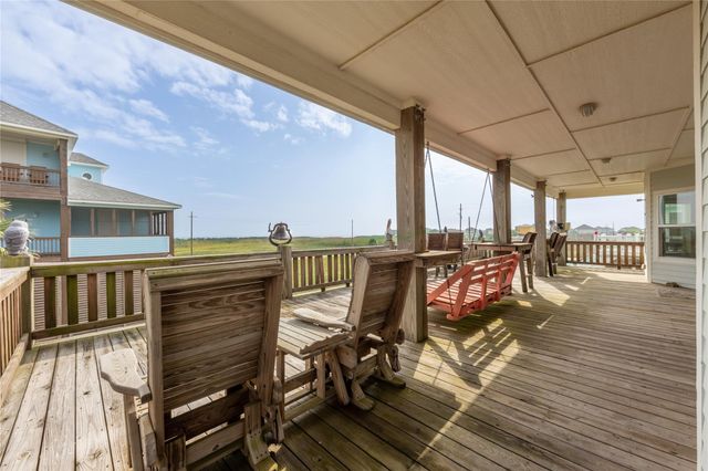 4304 Bolivar Circle, Port Bolivar, TX 77650