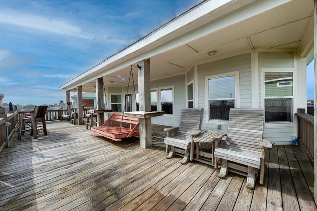 4304 Bolivar Circle, Port Bolivar, TX 77650