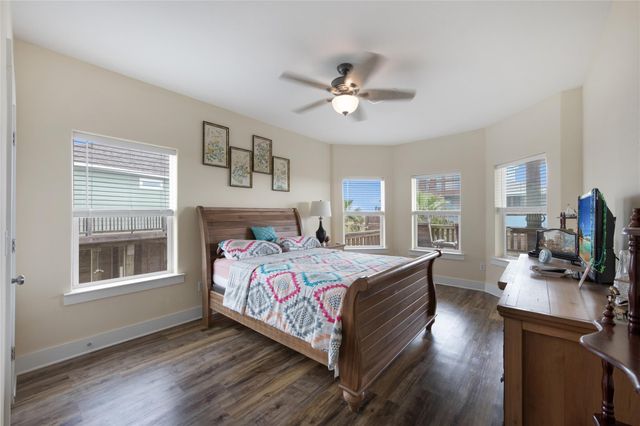 4304 Bolivar Circle, Port Bolivar, TX 77650