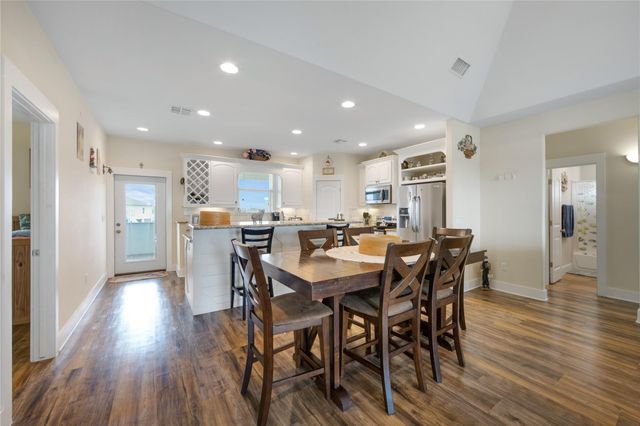 4304 Bolivar Circle, Port Bolivar, TX 77650