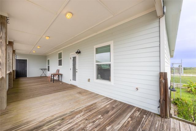 4304 Bolivar Circle, Port Bolivar, TX 77650