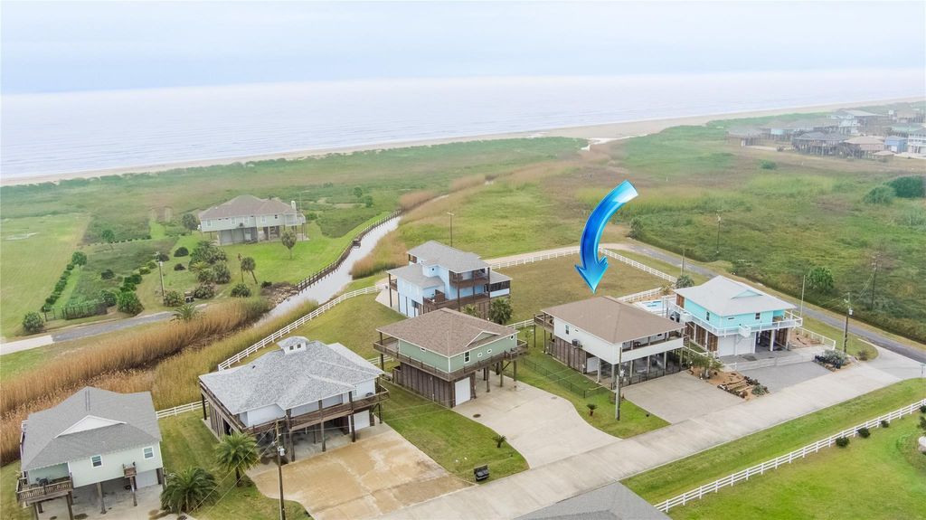 4304 Bolivar Circle, Port Bolivar, TX 77650