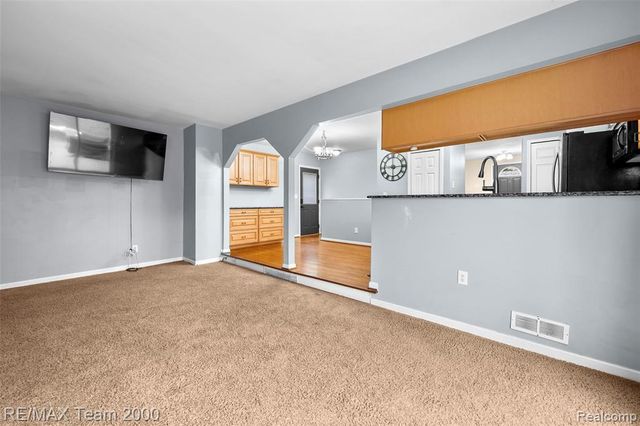 39784 Hillary Drive, Canton, MI 48187