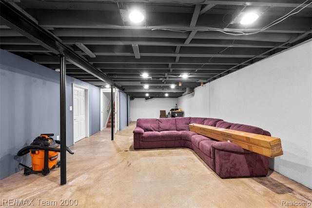 39784 Hillary Drive, Canton, MI 48187