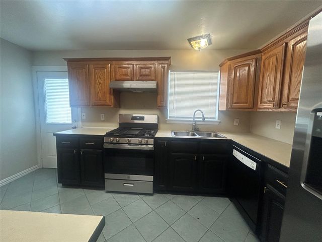 10401 Ney Street, Houston, TX 77034