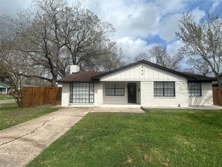 10401 Ney Street, Houston, TX 77034
