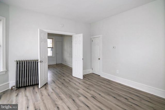 428 SUMMIT AVE, Westville, NJ 08093