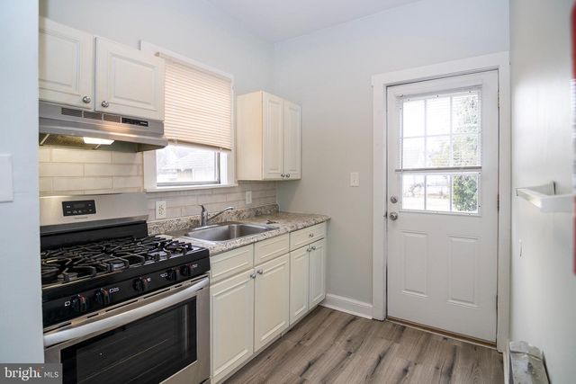 428 SUMMIT AVE, Westville, NJ 08093