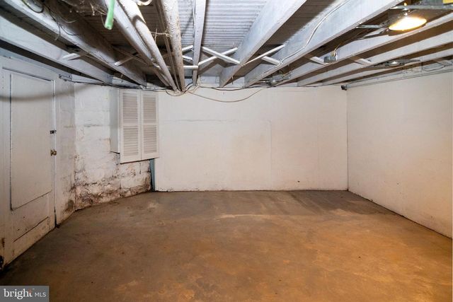 428 SUMMIT AVE, Westville, NJ 08093