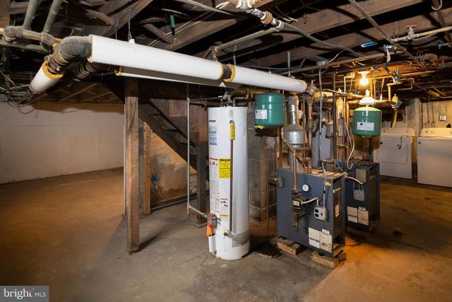 428 SUMMIT AVE, Westville, NJ 08093