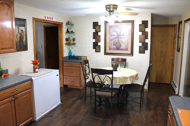 27 Old Chicopee St, Chicopee, MA 01013