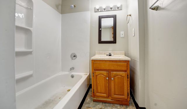 698 Wager Street, Columbus, OH 43206
