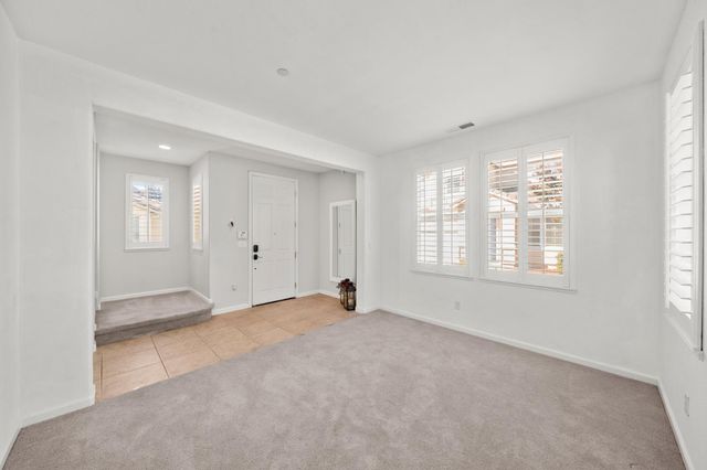 949 Courtyards Loop, Lincoln, CA 95648