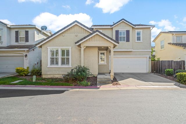 949 Courtyards Loop, Lincoln, CA 95648
