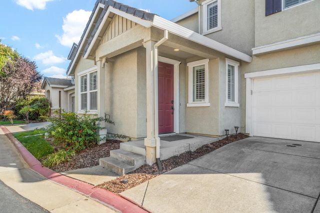 949 Courtyards Loop, Lincoln, CA 95648