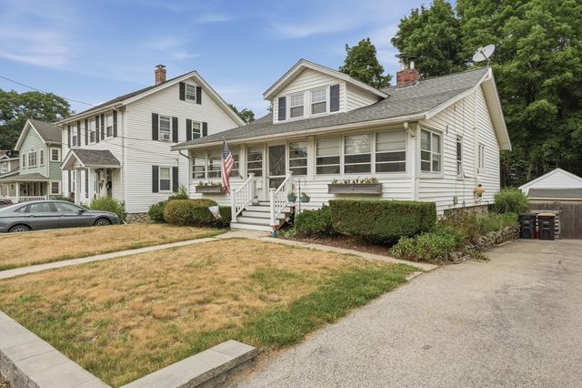 55 Lakewood Rd, Weymouth, MA 02190