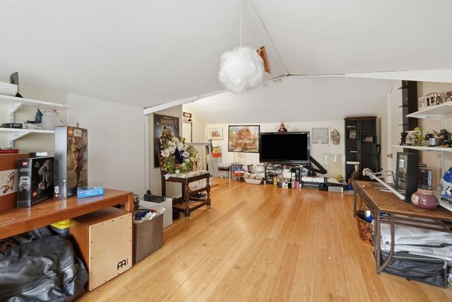 55 Lakewood Rd, Weymouth, MA 02190