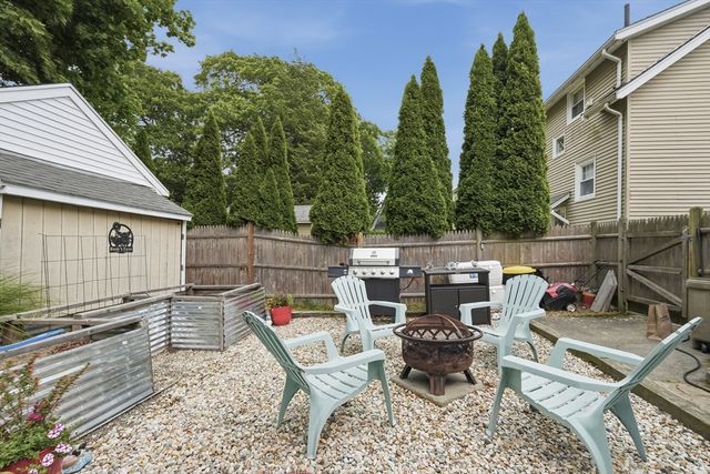 55 Lakewood Rd, Weymouth, MA 02190