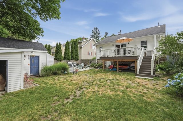 55 Lakewood Rd, Weymouth, MA 02190