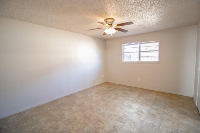 7404 Avenue W, Lubbock, TX 79423