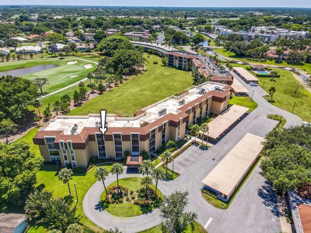 5350 Woodland Lakes Drive 311, Palm Beach Gardens, FL 33418