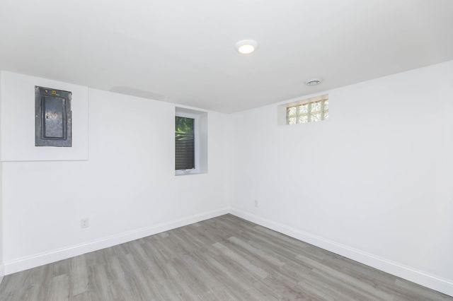 5214 Oliver Avenue N, Minneapolis, MN 55430