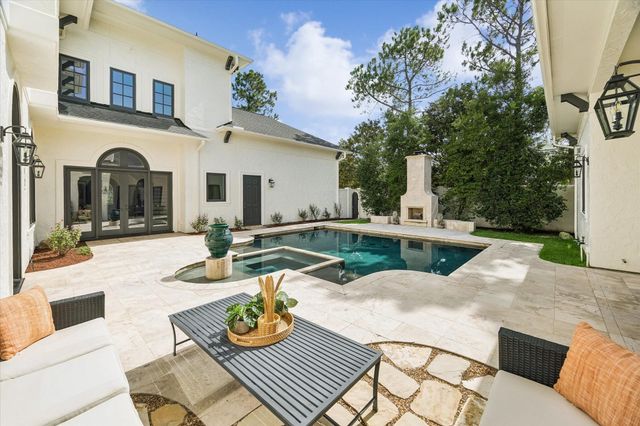 4538 Beech Street, Bellaire, TX 77401