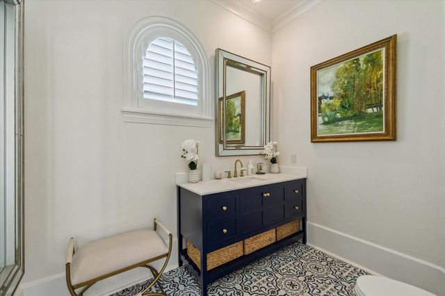 4538 Beech Street, Bellaire, TX 77401