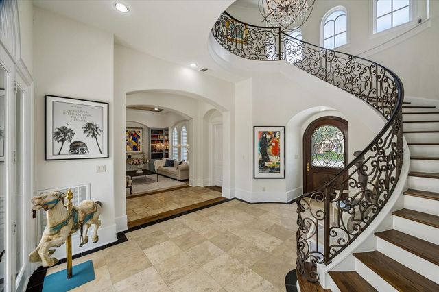 4538 Beech Street, Bellaire, TX 77401
