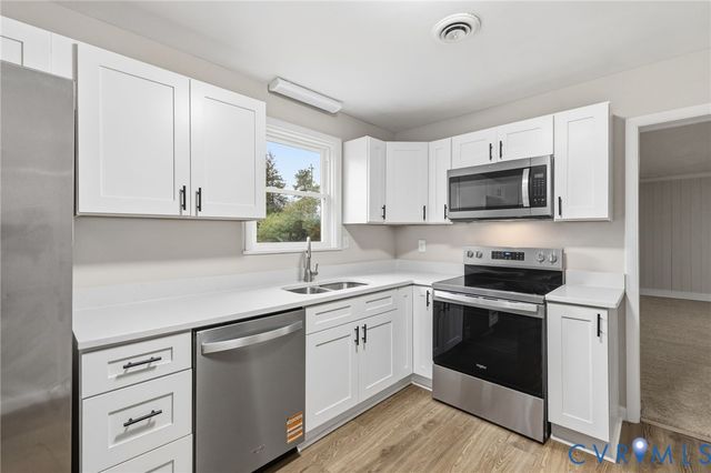 302 Meadowspring Rd, Henrico, VA 23223