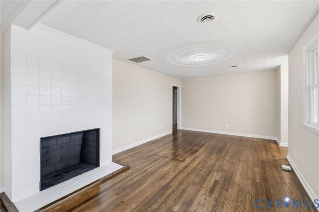 302 Meadowspring Rd, Henrico, VA 23223