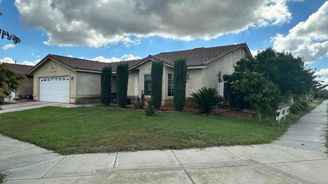 596 St Teresa Street, Merced, CA 95341