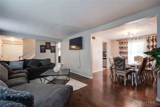 6440 Westanna Drive, Dayton, OH 45426