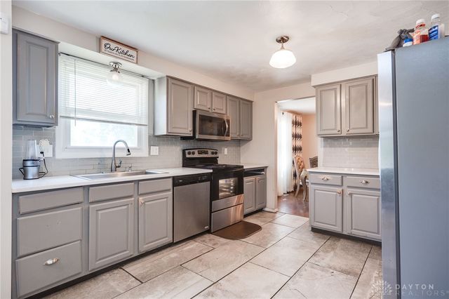 6440 Westanna Drive, Dayton, OH 45426