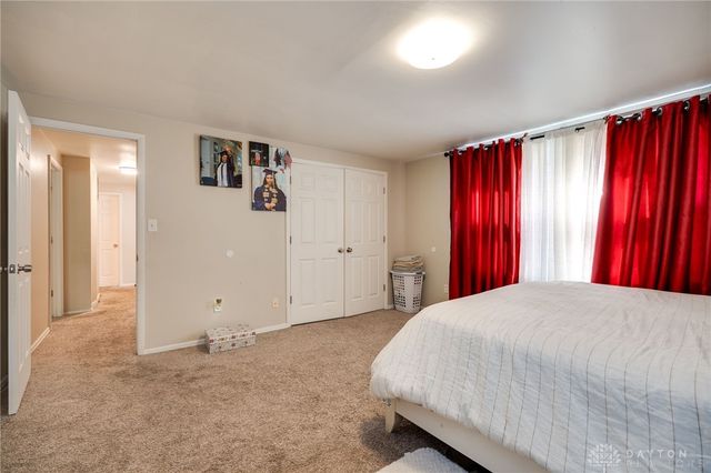 6440 Westanna Drive, Dayton, OH 45426