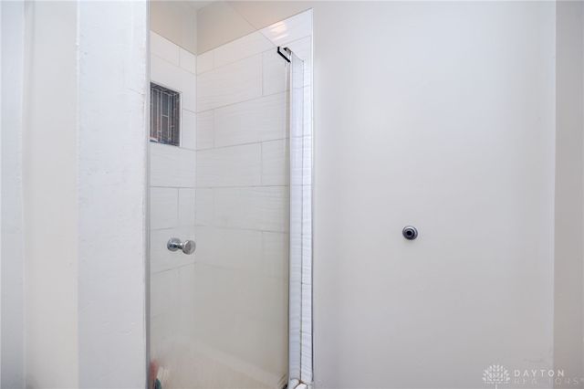 6440 Westanna Drive, Dayton, OH 45426