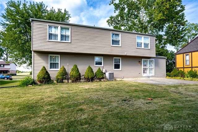 6440 Westanna Drive, Dayton, OH 45426