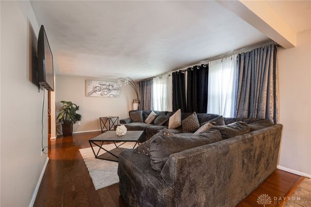 6440 Westanna Drive, Dayton, OH 45426