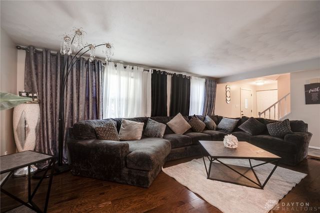 6440 Westanna Drive, Dayton, OH 45426