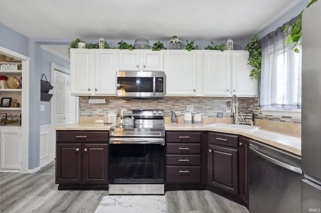 3626 Cooper Court, South Bend, IN 46614