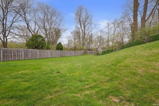 3626 Cooper Court, South Bend, IN 46614